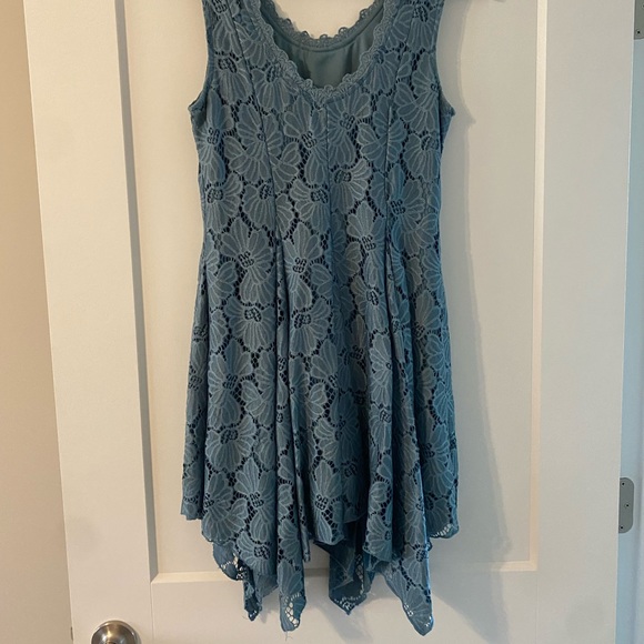 Altar’d State Dress - Picture 2 of 3